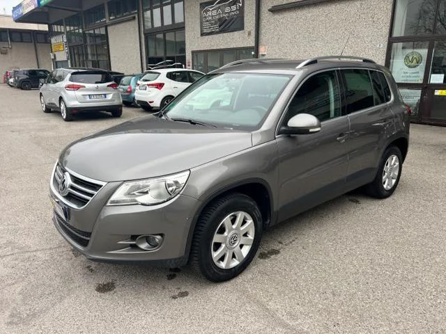 VOLKSWAGEN Tiguan 2.0 TDI DPF 4MOTION Track & Field